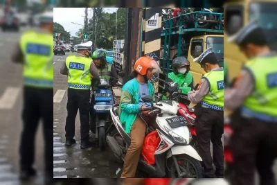 Korlantas Polri Bedakan Sanksi Pengendara Tak Bawa SIM