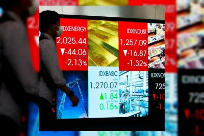 IHSG Melemah ke Level 5.886, Saham KOPI dan RISE Justru Melonjak