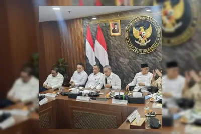 Zulkifli Hasan Minta Badan Gizi Nasional Validasi Data Penerima MBG