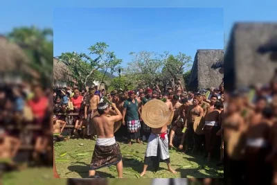 Wisatawan Padati Tradisi Perang Pandan di Desa Tenganan Pegringsingan