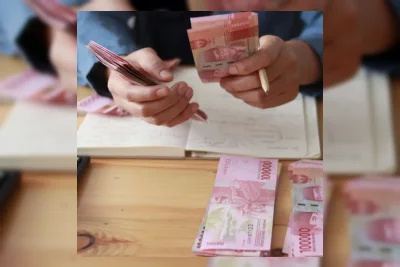 Bank Indonesia Naikkan Bunga SRBI untuk Stabilkan Rupiah