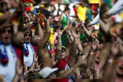 Pemain Timnas Jerman Patungan Sewa Bus untuk 600 Suporter
