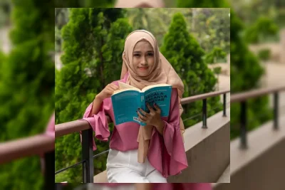Mengenal Ciri Perempuan Percaya Diri yang Tetap Tenang