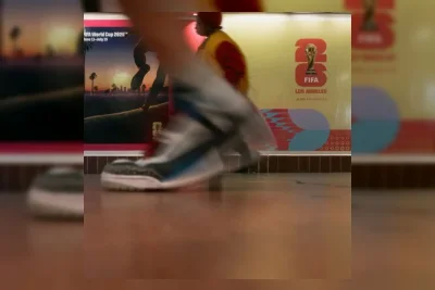 5 Pilihan Mini Proyektor dan TV untuk Nobar Piala Dunia 2026