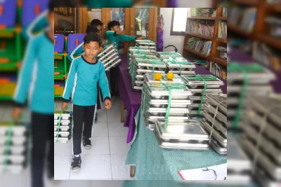 Pemerintah Tata Ulang Program Makan Bergizi Gratis Akibat Pemborosan Anggaran