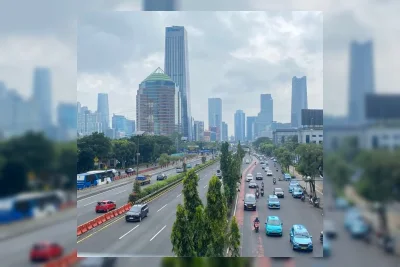 Polisi Tutup Jalan Layang Semanggi Imbas Demo Mahasiswa