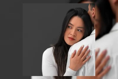 Kemesraan di Media Sosial: Antara Ekspresi Cinta dan Risiko Hubungan