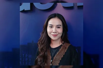 Mayang Luciana Beralih ke Mobil Listrik Imbas Kenaikan Harga BBM