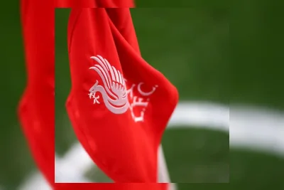 Liverpool Pecat Arne Slot Usai Musim Tanpa Gelar