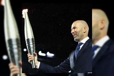 Zinedine Zidane Berpeluang Ganti Didier Deschamps Melatih Timnas Prancis