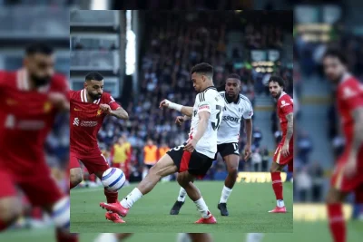 Manchester United Incar Lewis Hall dan Antonee Robinson untuk Bek Kiri