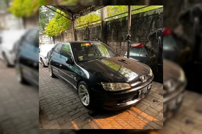 Minat Anak Muda terhadap Mobil Sedan Peugeot Klasik Meningkat