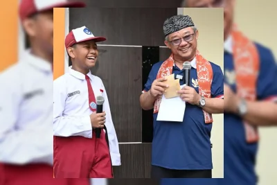 Mendikdasmen Abdul Mu'ti Dialog Bahasa Inggris dengan Siswa SD di Bogor