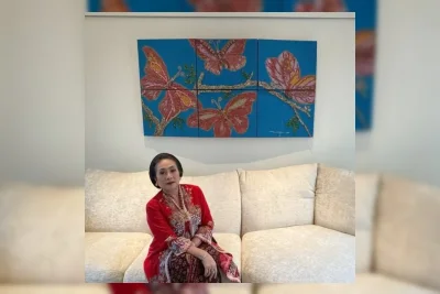 Sasya Tranggono Gelar Pameran Tunggal Abstrak Menuju Jakarta 500 Tahun