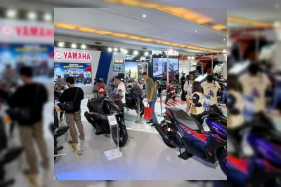 Harga BBM Naik, Pemilik Mobil Mulai Lirik Motor Matik Premium