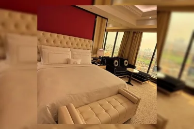 The Trans Luxury Hotel Surabaya Hadirkan Staycation Mewah dengan Beach Club Tertinggi