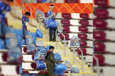 Aksi Suporter Jepang Bersihkan Stadion Usai Laga Piala Dunia 2026 Tuai Pujian