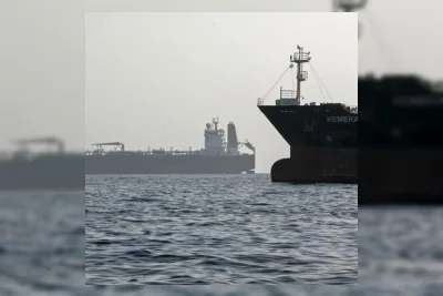 Pelaku Usaha Maritim Cermati Rencana Pembukaan Selat Hormuz