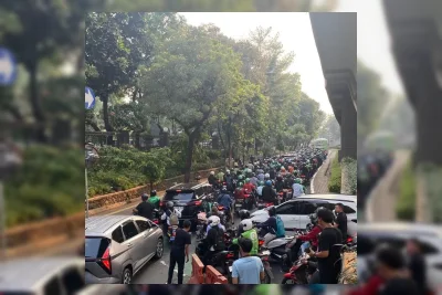 Presiden Jerman Melintas, Jalan Jenderal Sudirman Jakarta Macet Parah