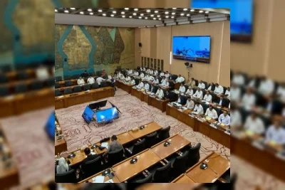 Bahlil Usul Volume BBM Subsidi 19,56 Juta KL untuk RAPBN 2027