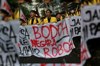 Mahasiswa Demo di Berbagai Kota Desak Evaluasi Program MBG