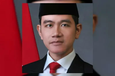 Bandingkan Spesifikasi Vivo Y04s dan Infinix Smart 20, HP Rp1 Jutaan
