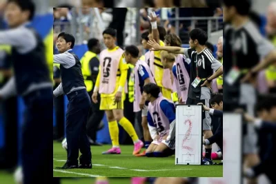 Hajime Moriyasu Gunakan Papan Tulis untuk Instruksi Pemain Jepang