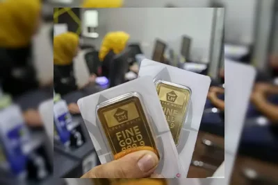 Harga Emas Antam Diprediksi Fluktuatif, Berpotensi Melemah