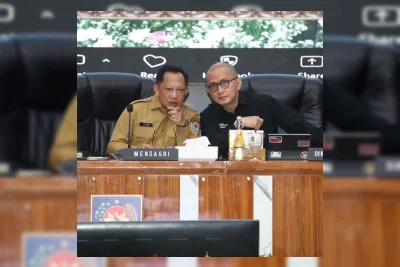 Mendagri Instruksikan Pemda Gelar Nobar Piala Dunia 2026 demi Ekonomi