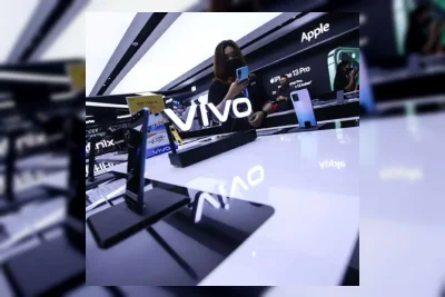 Samsung Galaxy A57 5G vs OPPO Reno15 5G: Persaingan Sengit Ponsel Menengah