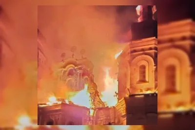 Serangan Rudal dan Drone Rusia Rusak Katedral Dormition di Kyiv