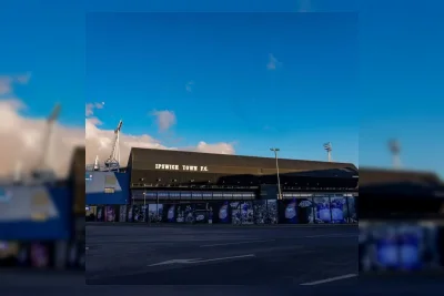 Ipswich Town Pertahankan Elkan Baggott Jelang Premier League 2026-2027