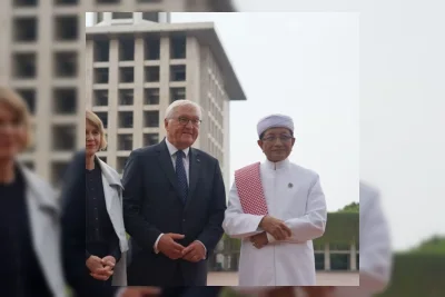 Presiden Jerman Kagumi Harmoni Istiqlal dan Katedral Jakarta