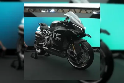 CFMoto V4 SR&RR Pecahkan Rekor Kecepatan Motor Sport China