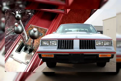 Oldsmobile Hurst/Olds 1984 dengan Tiga Tuas Transmisi Otomatis