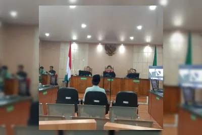 Abdul Somad Ungkap Retaknya Hubungan Politik Abdul Wahid di Persidangan