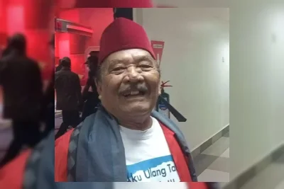 Dudung Abdurachman Jenguk Komedian Bolot di RS Fatmawati