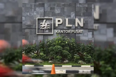 PLN Rombak Jajaran Direksi, Posisi Dirut Tetap Dipegang Darmawan Prasodjo