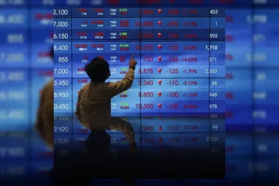 IHSG Anjlok ke Level 6.172,3, Investor Asing Catat Net Sell Rp111,3 Miliar