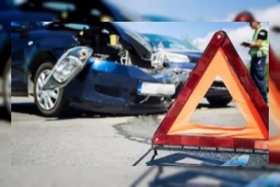 Kecelakaan Beruntun di Tol Becakayu, Toyota Altis Diduga Hilang Kendali Tabrak Dua Mobil