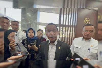 Bahlil: 5.700 Desa dan 4.400 Dusun Masih Gelap, Anggaran Listrik Desa Naik Jadi Rp10,3 Triliun