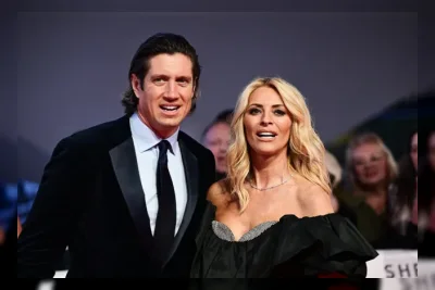 Tess Daly dan Vernon Kay Dikabarkan Rencanakan Perceraian Cepat via Pengacara Online