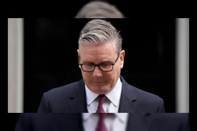 Keir Starmer Resigns as UK Prime Minister, New Leader by September