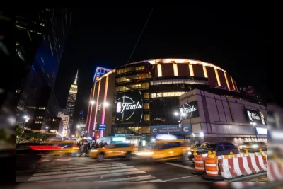 Pria 51 Tahun Tewas Usai Jatuh dari Balkon di Konser Goose Madison Square Garden
