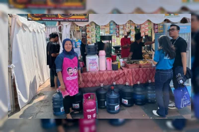 Pertamina Salurkan Bright Gas untuk Pedagang Kuliner di Jakarta Fair 2026