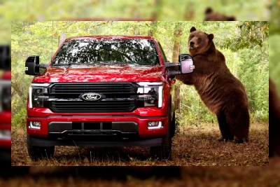 Ford Uji Keamanan F-150 dengan Beruang Kodiak Seberat 362 Kg
