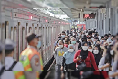 Transportasi Publik: Lebih dari Sekadar Angkutan, Ini Mesin Pertumbuhan Ekonomi