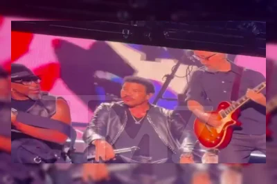 Lionel Richie Dilarikan ke Rumah Sakit Usai Pingsan di Atas Panggung