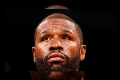 Pertarungan Floyd Mayweather vs. Mike Zambidis di Yunani Batal gegara Gugatan