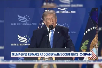 Trump Bercanda: Saya Akan Jadi Komunis Terhebat dalam Sejarah